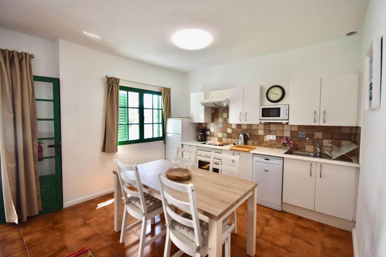 Terracitas 3 Hiru , Coqueto Bungalow Con Ac , Terraza Y Piscina Comunitaria Playa Blanca Dış mekan fotoğraf